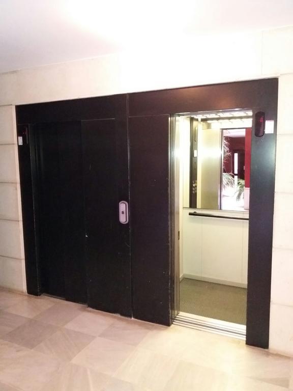 Piso 2 Habitaciones Sevilla Centro Wifi Bagian luar foto